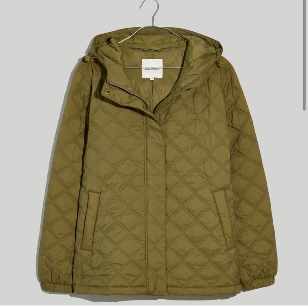 Madewell Quilted Puffer Jacket in Olive Green